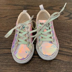 Gymboree irredentist girls sneakers 9